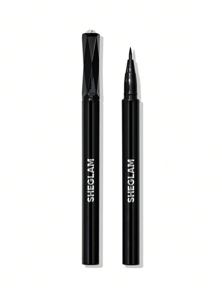 On Fleek Long Lasting Liquid Eyeliner - Sort